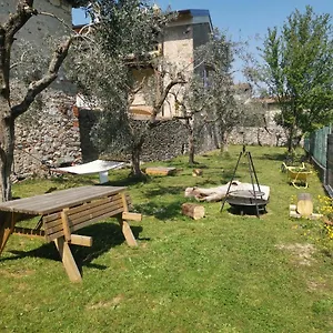 Ferienhaus La Casetta Nel Borgo Nascosto - House With Private Garden, Raffa