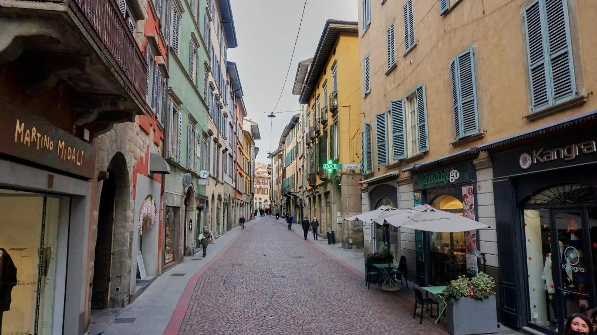 Magic Place Bergamo! Relax Apartment With Terrace In The Heart Of The City 0*, Bergamo